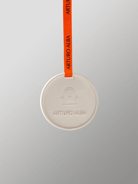 ARTURO ALBA AMBIENTADOR SÓLICO ARTEMISA